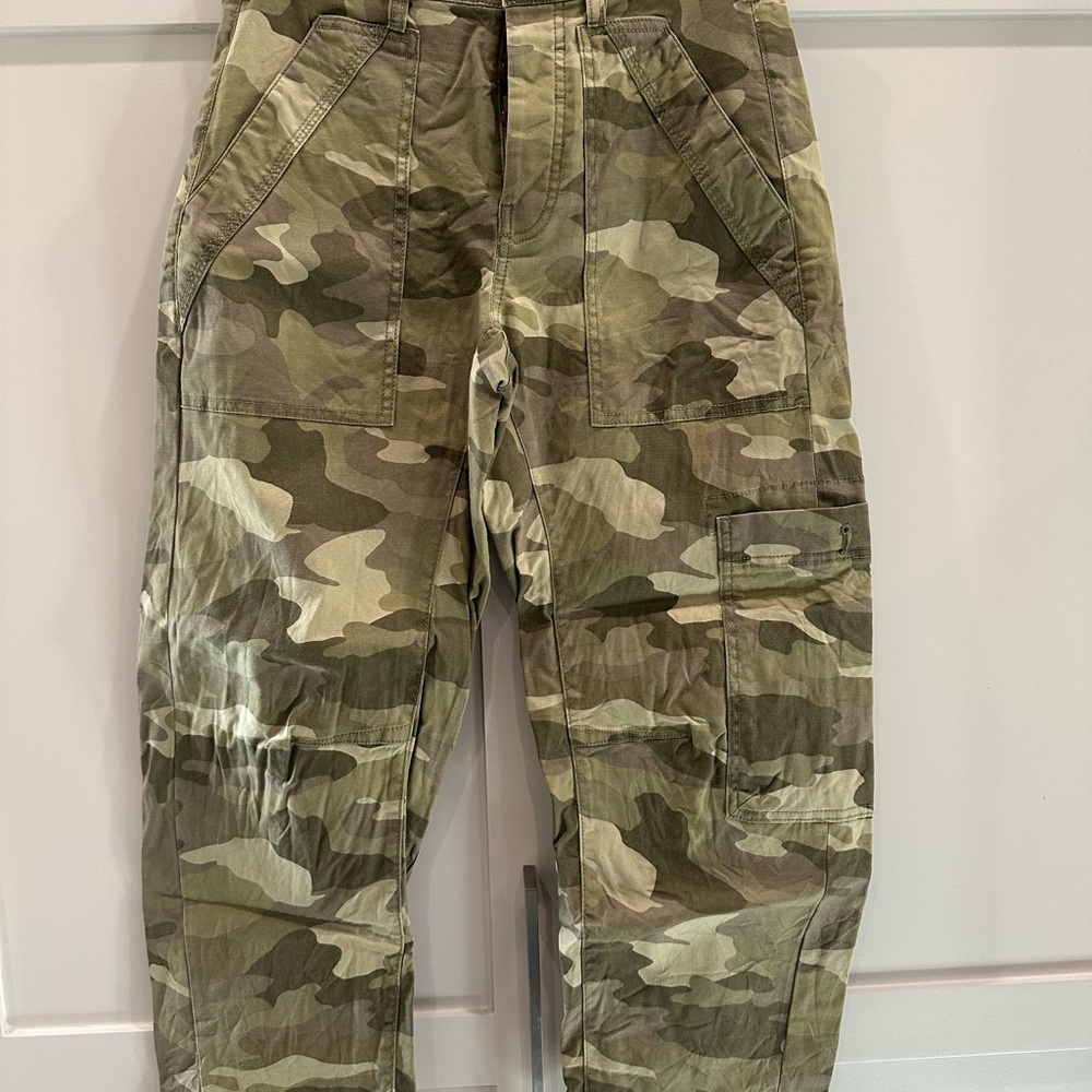 Pilcro Olive Green Cargo Pants